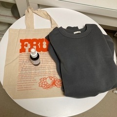 marks&webのマスクスプレーとFruit of the Loomのトートの画像