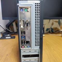 小型パソコン、スリムタイプPCの画像