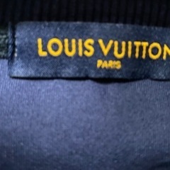 VUITTONスウェットトレーナー