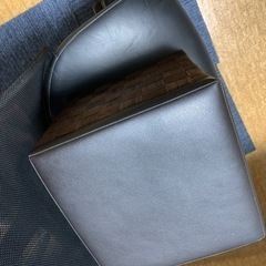 座れる、ミニマリスト 机、 スツール 収納