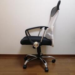 イス　【キャスター付き　高さ調節可能】の画像