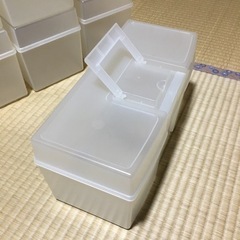 【交渉中】ELECOMマルチメディアケースDVD,CD収納の画像