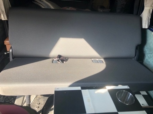 ハイエース200系6型DX GLパッケージ、セカンドシートリクライニング加工済み