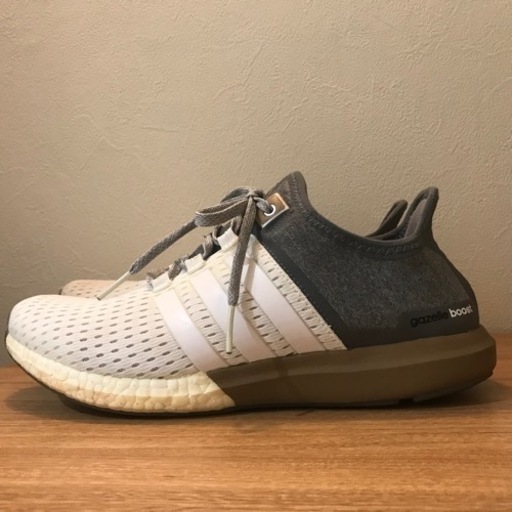【美品】【送料無料】アディダス B24278 gazelleboost 27cm