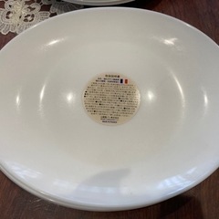 【未使用】山崎製パンのお皿 1枚から　全部だと800円の画像
