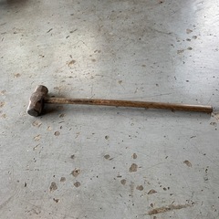 巨大ハンマー　DIY  解体　日曜大工