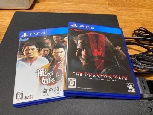 PS4 Pro SSD1TB換装済み! チャコールブラック 付属品多数! 中古