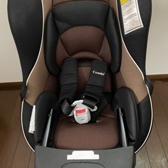 コンビ　ゼウスターンユーロ　チャイルドシート