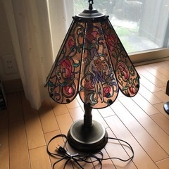 お渡し済)ステンドグラス調　電気付きます　