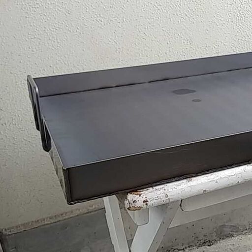 極厚な鉄板　バーベキュー　アウトドアに最適　75cm×55cm　厚さ4.5ミリ　