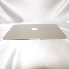 Apple MacBook Air 11inch Late 2010の画像