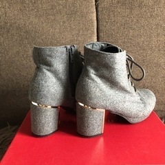 ヒールブーツの画像