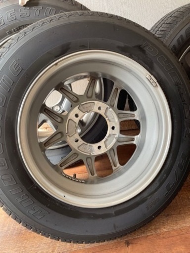 ジムニーjb64 新車外しタイヤホイール5本セット　カバー付き