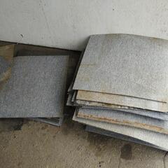 新川発☆倉庫などにタイルカーペット約70平米分