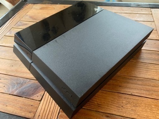 PS4 初期型？