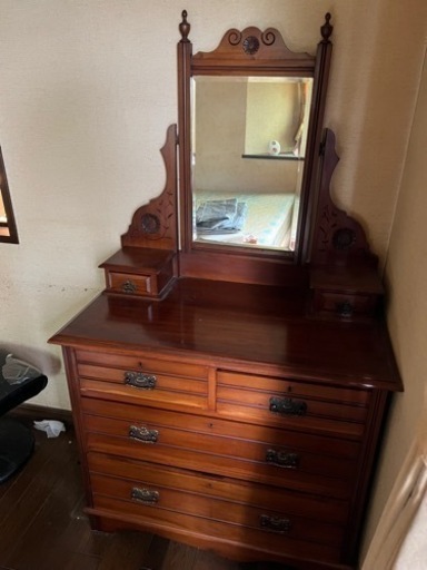 【お譲りします】値段交渉あり・アンティーク［美品］鏡台