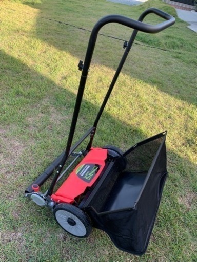 刈り幅広めの芝刈り機（2回程使用）※値下げしました！