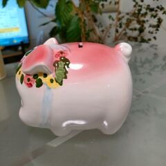 ぶた　貯金箱の画像