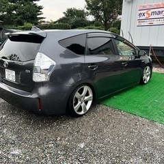 トヨタ　プリウスα Sグレード　5人乗り　2オーナー車の画像