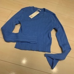 gu 今年発売　新品　sサイズの画像