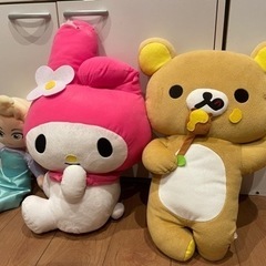 エルサ　マイメロ　リラックマ　ぬいぐるみ