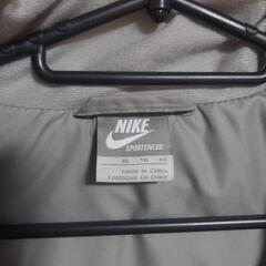 【お取引中】NIKE   ダウンジャケの画像