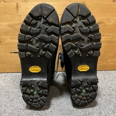 【売却済】アルモンド トレッキングブーツ 43 ビブラムソール スーパーフィートインソール付きの画像
