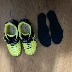 asics サッカーシューズ 18cmの画像