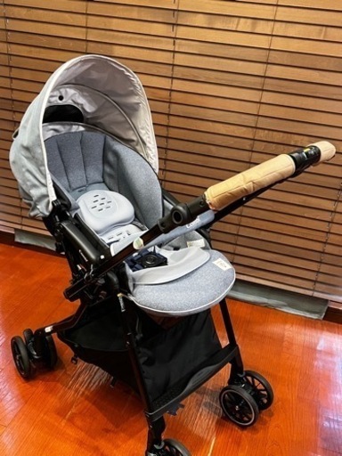 超美品combi スゴカルα 4キャス compact エッグショック