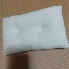 小さな枕の画像