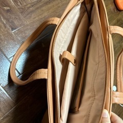 パソコン入れるトートバッグの画像