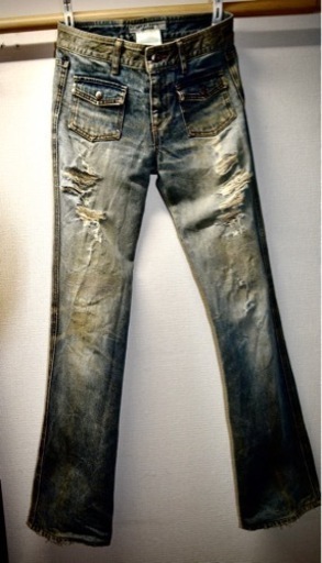 KATHARINE HAMNETT LONDON ジーンズ
