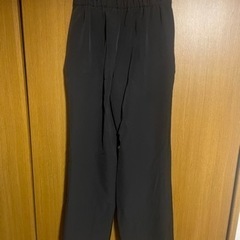 GU パンツ 黒パンツ 他同時購入の場合まとめ売り割引可の画像