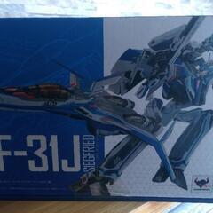 新品未開封！DX超合金マクロスΔ VF-31J 劇場版
新品！未開封！！