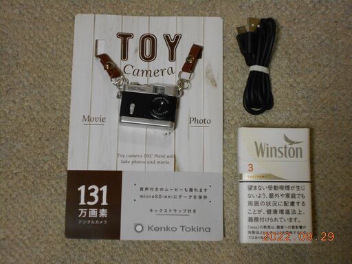 トイカメラ　ピエニ　新品　未使用