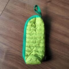 衣装ケース　とペットボトルホルダー？の画像