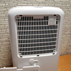SHARP 除湿機 衣類乾燥 プラズマクラスター 7L CV-J71Wの画像