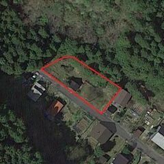 敷地は広々約240坪、オーナーのセルフビルドの小屋も 可愛くて素敵です。プライベートキャンプ場にいかが？ - 不動産