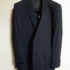 スーツ👔実質無料。断捨離中。