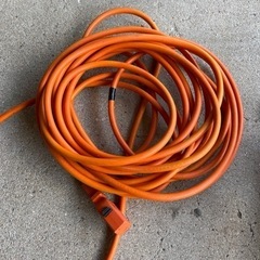 マキタ　芝生バリカン　mum1600 草刈りの画像