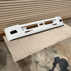 フォワード　フロントバンパー