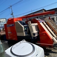 クボタコンバインR1-261G 三条刈り　稼働時間564h