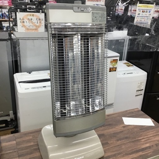 #I-111【ご来店頂ける方限定】DAIKINの遠赤外線ヒーターです