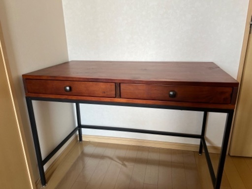 ニトリ・パソコンデスク・引き出し付・幅105×奥行55×高さ72cm