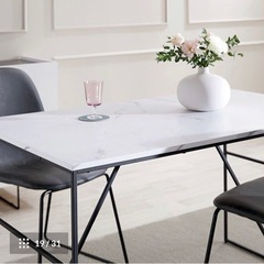 LOWYA テーブル　マーブル　ホワイトの画像