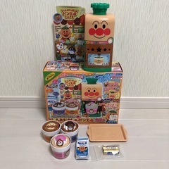 アンパンマン　ジャムおじさんのパン工場　カフェ