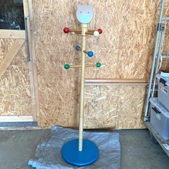 キッズ　洋服掛け　ポールハンガー　木製　くま　可愛い高さ146cm　の画像