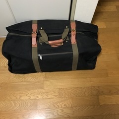 帆布製　黒　キャリー付き鞄