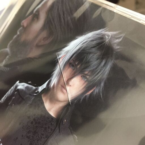 PS4 本体 FF15 ルナエディション 1TB(数量限定)　ソフトFF15 デラックスエディション付