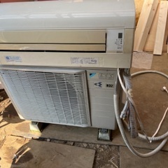 【取引中】ダイキン200Vルームエアコン AN56PFP-W 1...